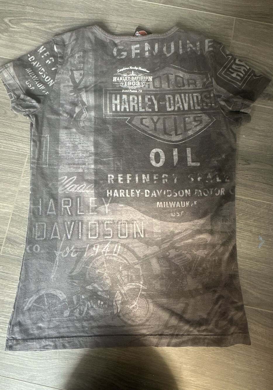 Harley-Davidson All Over Print Biker Graphic T-Shirt Gray Women's - Picture 2 of 3